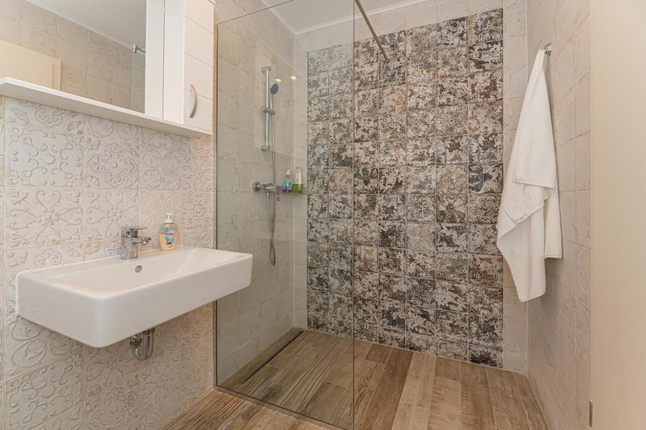 Coresi Modern Apartment Braşov Exterior foto